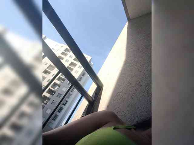 NinaBelluschi webcam