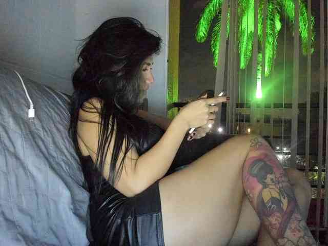 NinaBelluschi webcam