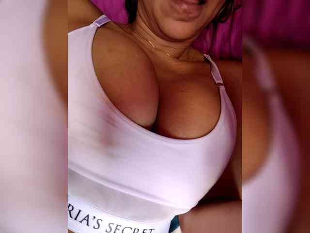 NinaBelluschi webcam