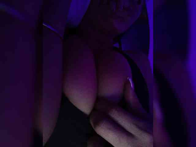 NinaBelluschi webcam