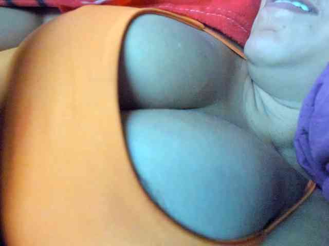 NinaBelluschi webcam