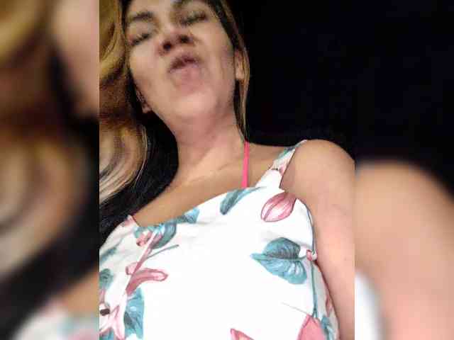 NinaBelluschi webcam