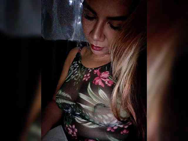 NinaBelluschi webcam