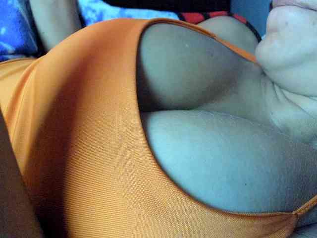 NinaBelluschi webcam