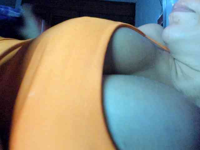 NinaBelluschi webcam