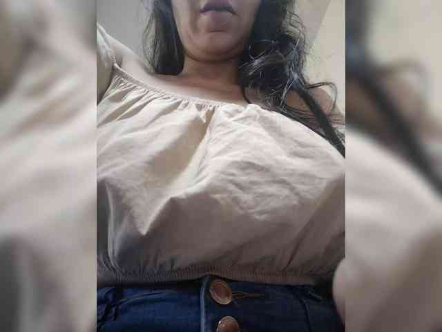 NinaBelluschi webcam