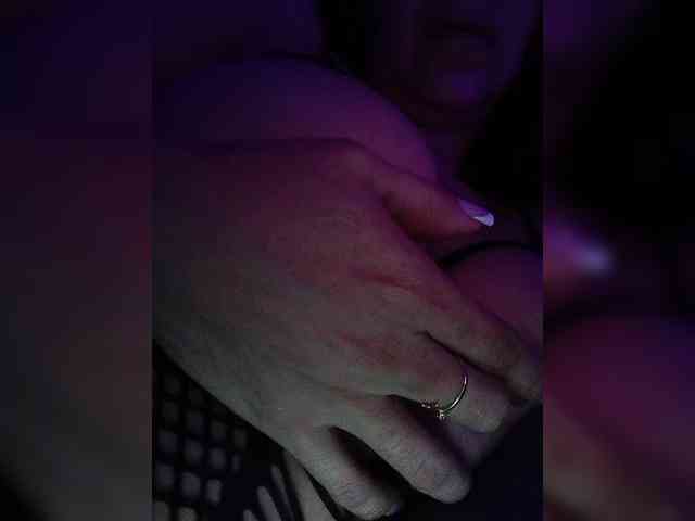 NinaBelluschi webcam