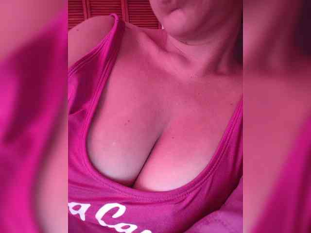 NinaBelluschi webcam