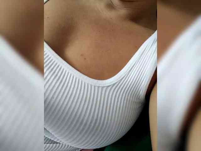 NinaBelluschi webcam