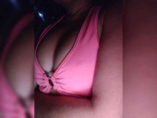 NinaBelluschi webcam