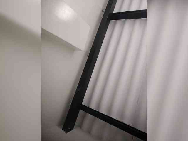 NinaBelluschi webcam