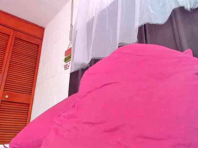 NinaBelluschi webcam