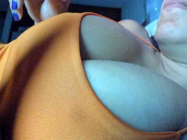 NinaBelluschi webcam