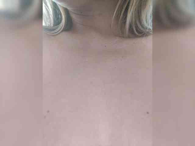 web cam striptease NinaBelluschi