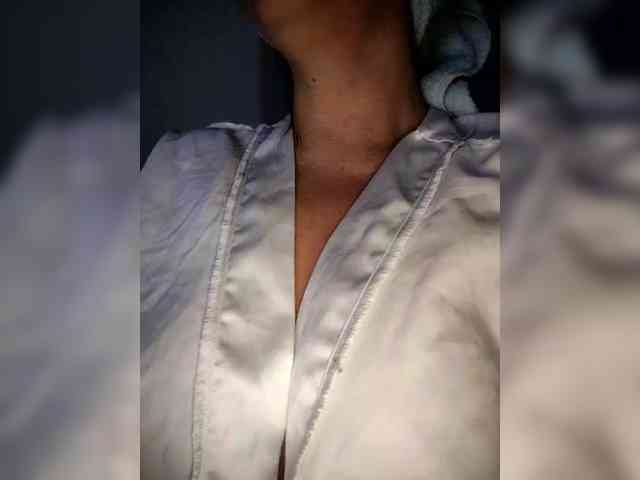 NinaBelluschi webcam