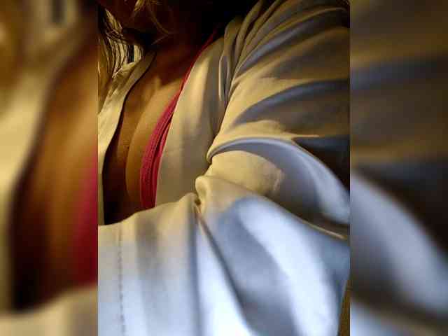 NinaBelluschi webcam