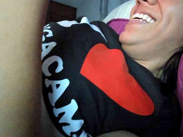 NinaBelluschi webcam