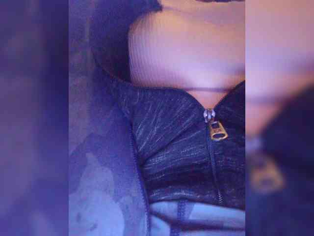 NinaBelluschi webcam