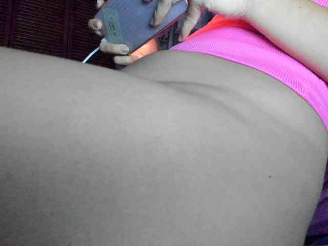 NinaBelluschi webcam