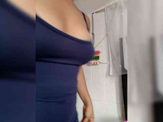 NinaBelluschi webcam