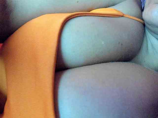 NinaBelluschi webcam