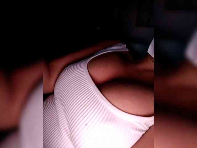 NinaBelluschi webcam