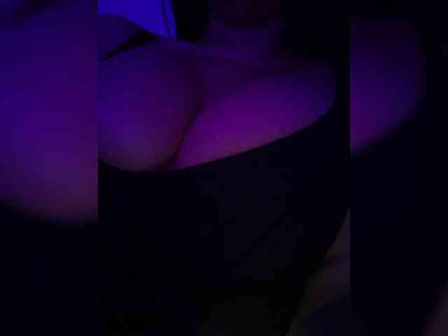 NinaBelluschi webcam