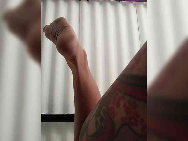 NinaBelluschi webcam