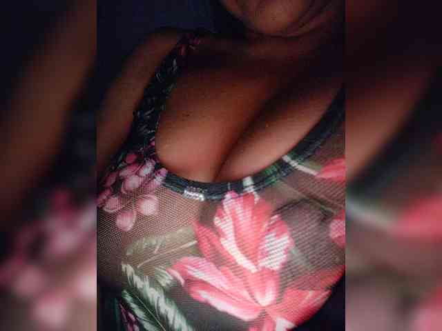 NinaBelluschi webcam