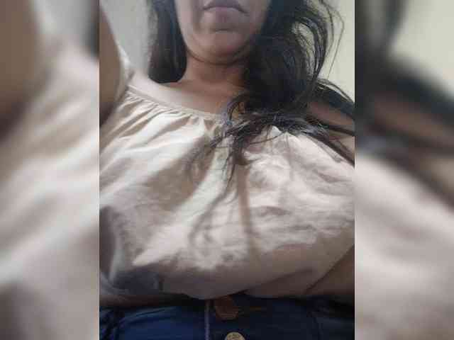 NinaBelluschi webcam