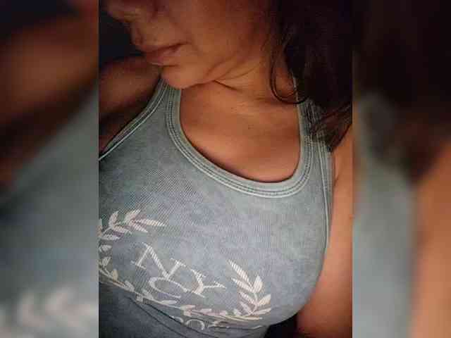 NinaBelluschi webcam