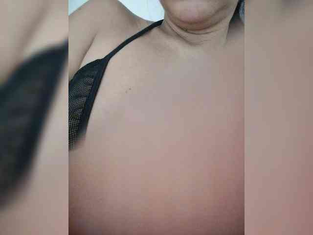 NinaBelluschi webcam