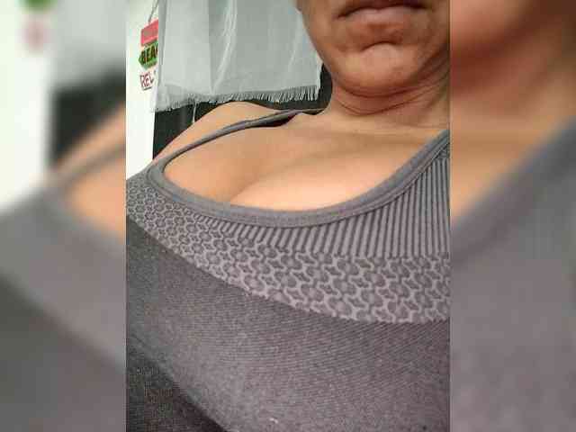 NinaBelluschi NinaBelluschi