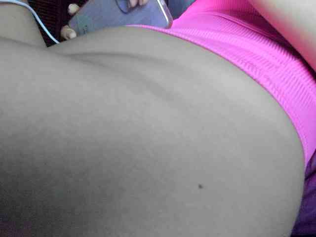 NinaBelluschi webcam