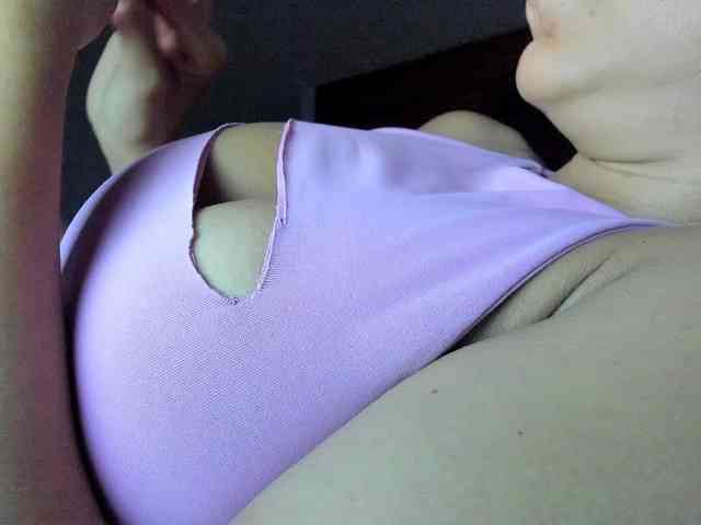 NinaBelluschi webcam