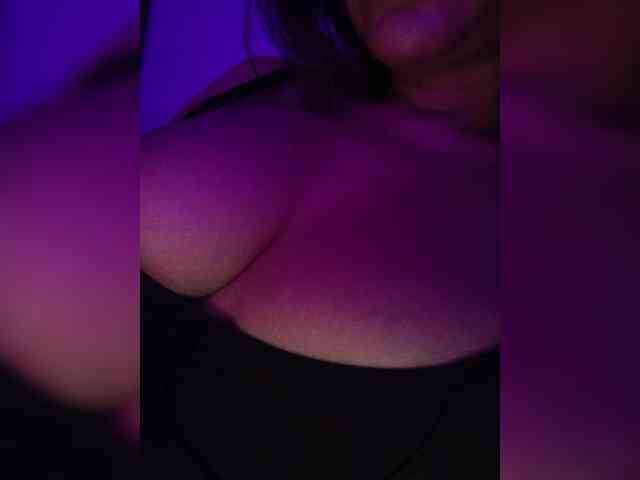 NinaBelluschi webcam