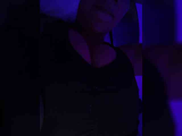 NinaBelluschi webcam