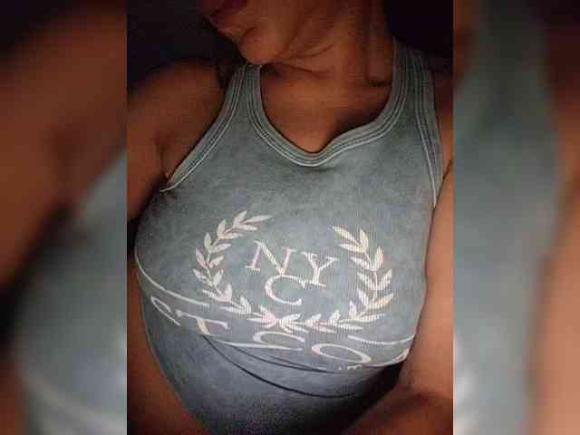 NinaBelluschi webcam