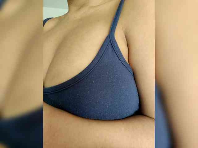 NinaBelluschi webcam