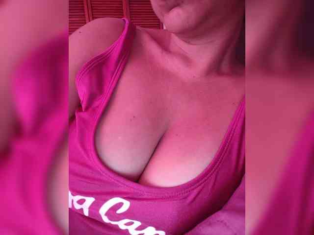NinaBelluschi webcam