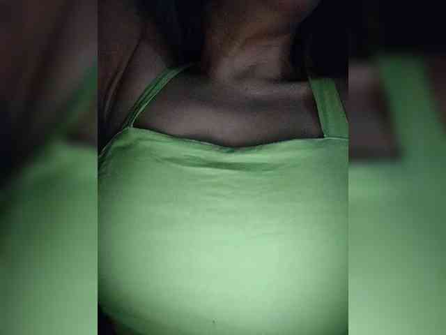 NinaBelluschi webcam