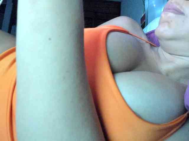 NinaBelluschi webcam