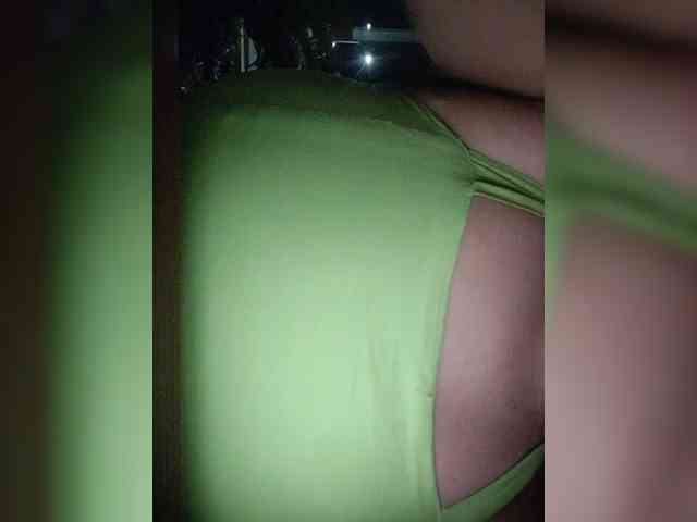 NinaBelluschi webcam