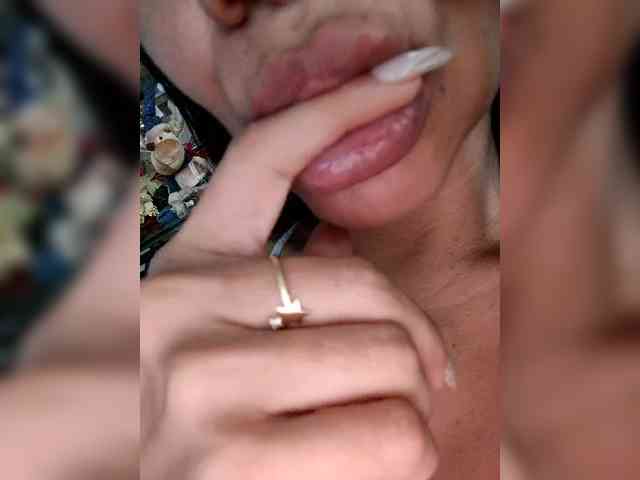 NinaBelluschi webcam