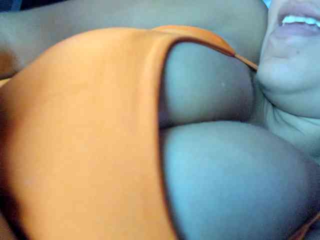 NinaBelluschi webcam