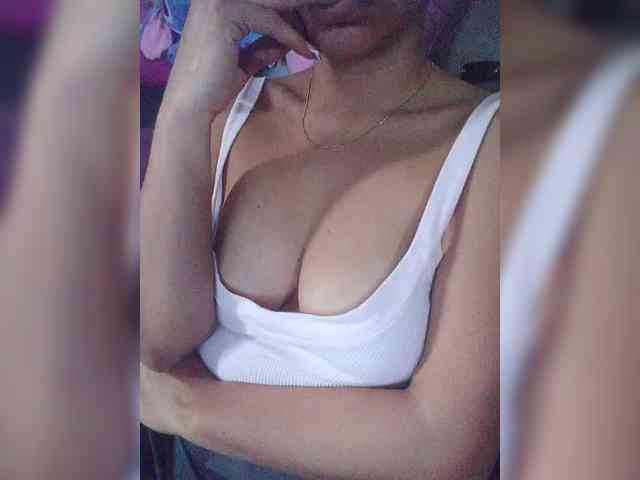 NinaBelluschi webcam