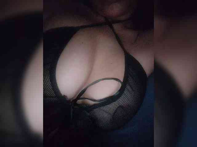 NinaBelluschi webcam