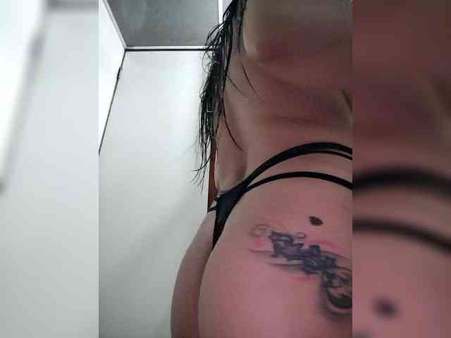 NinaBelluschi webcam