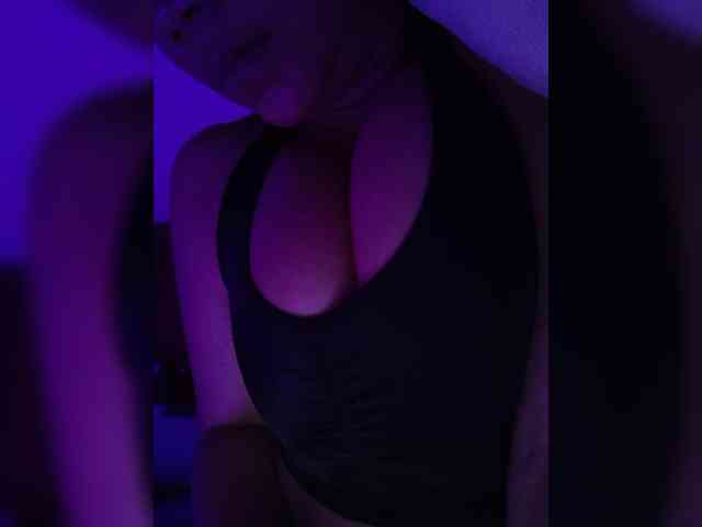 NinaBelluschi webcam