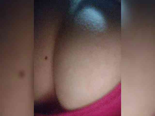 NinaBelluschi webcam